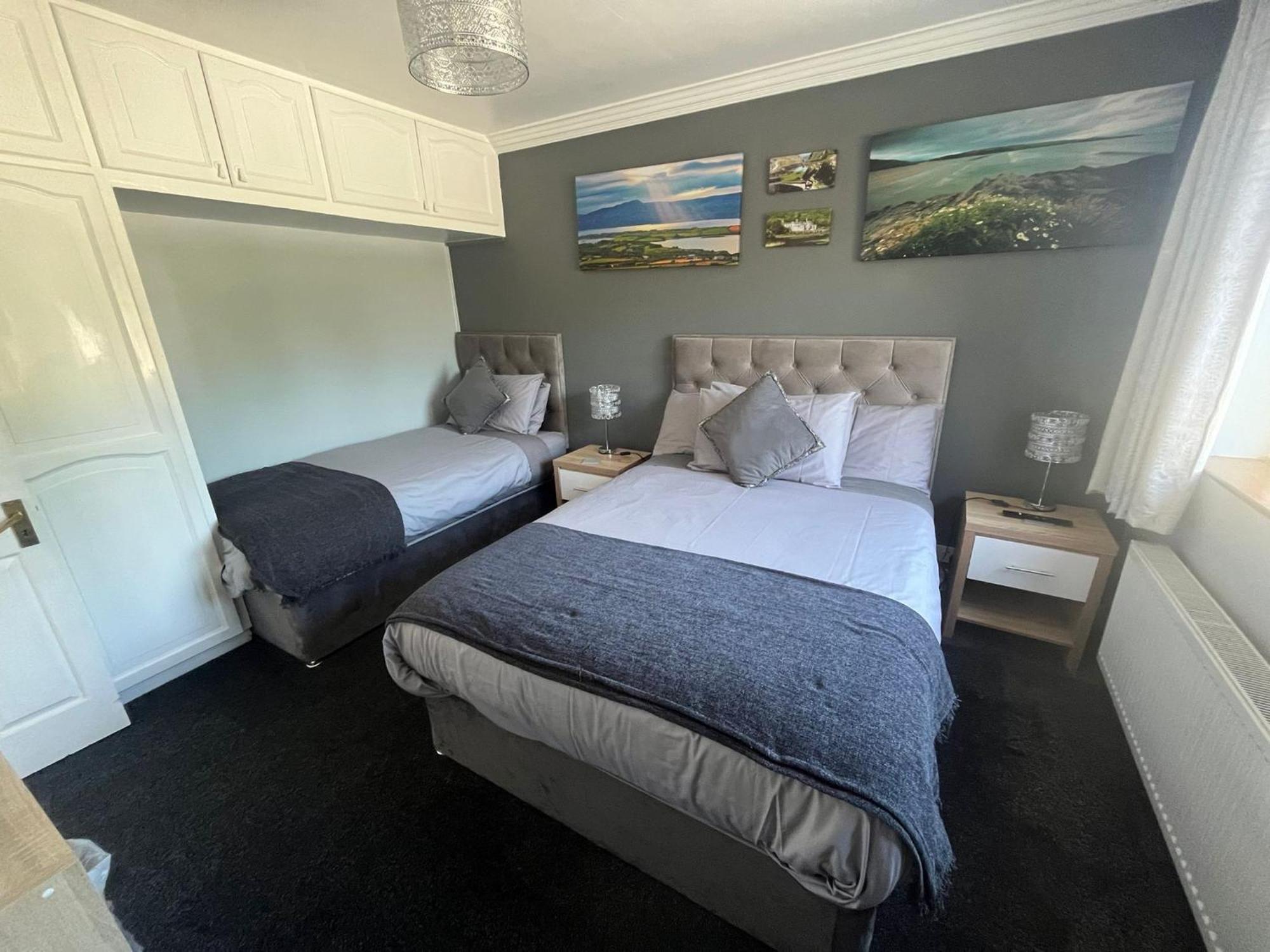 Manorlodge Tralee Bagian luar foto